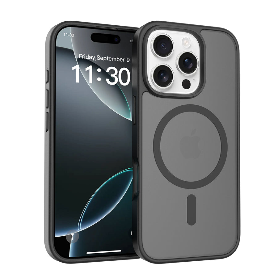 Fe'nomenal iPhone 16 Pro ColorShield Backcover met MagSafe - Zwart, hoesje op het toestel
